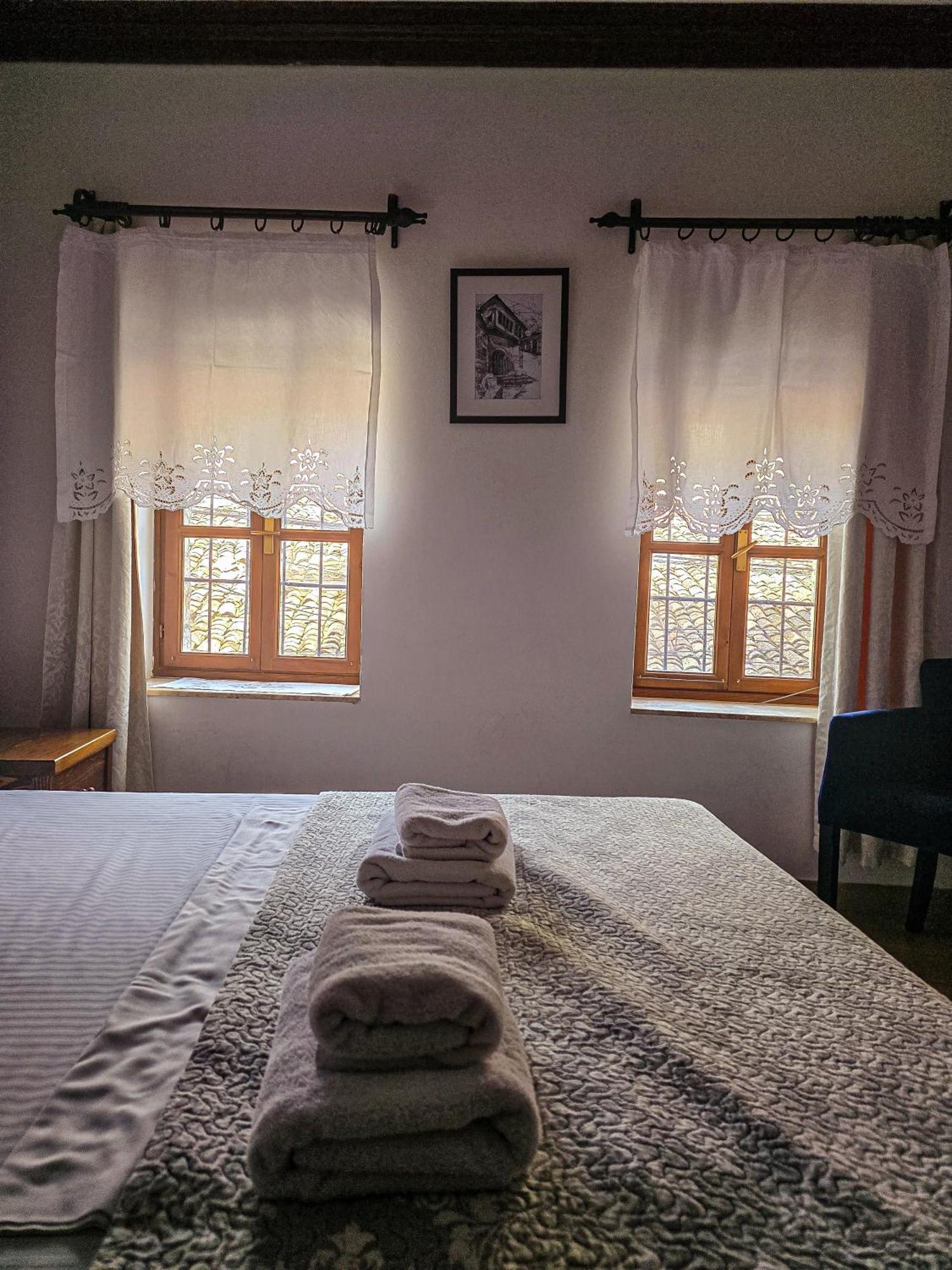 Hotel Gorica - Unesco Quarter Berat Buitenkant foto