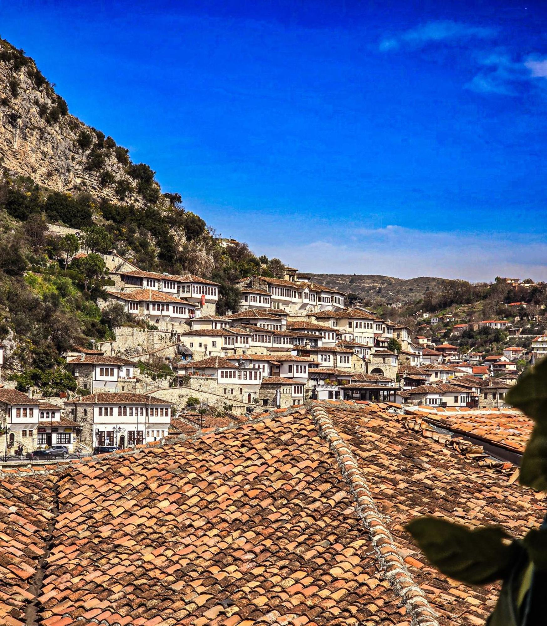 Hotel Gorica - Unesco Quarter Berat Buitenkant foto